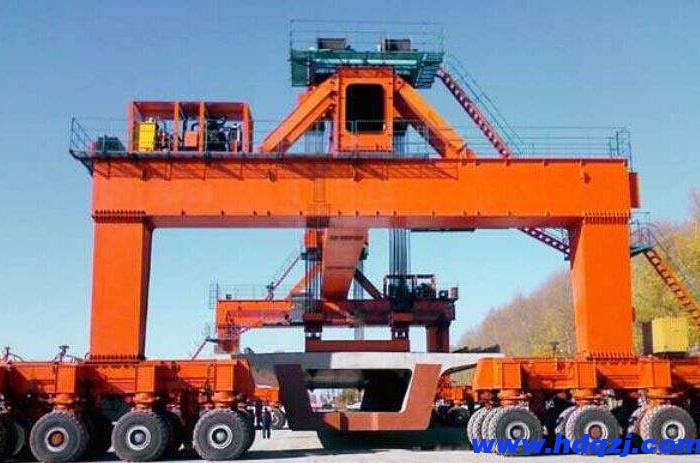 輪胎式提梁機(jī) 輪胎式提梁機(jī)