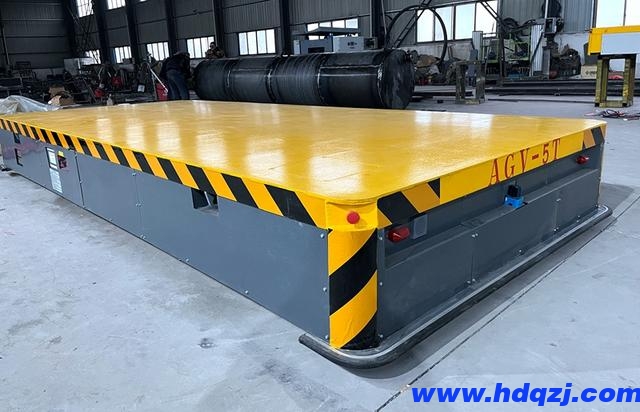 無(wú)軌電動(dòng)平車是如何實(shí)現(xiàn)轉(zhuǎn)彎的？