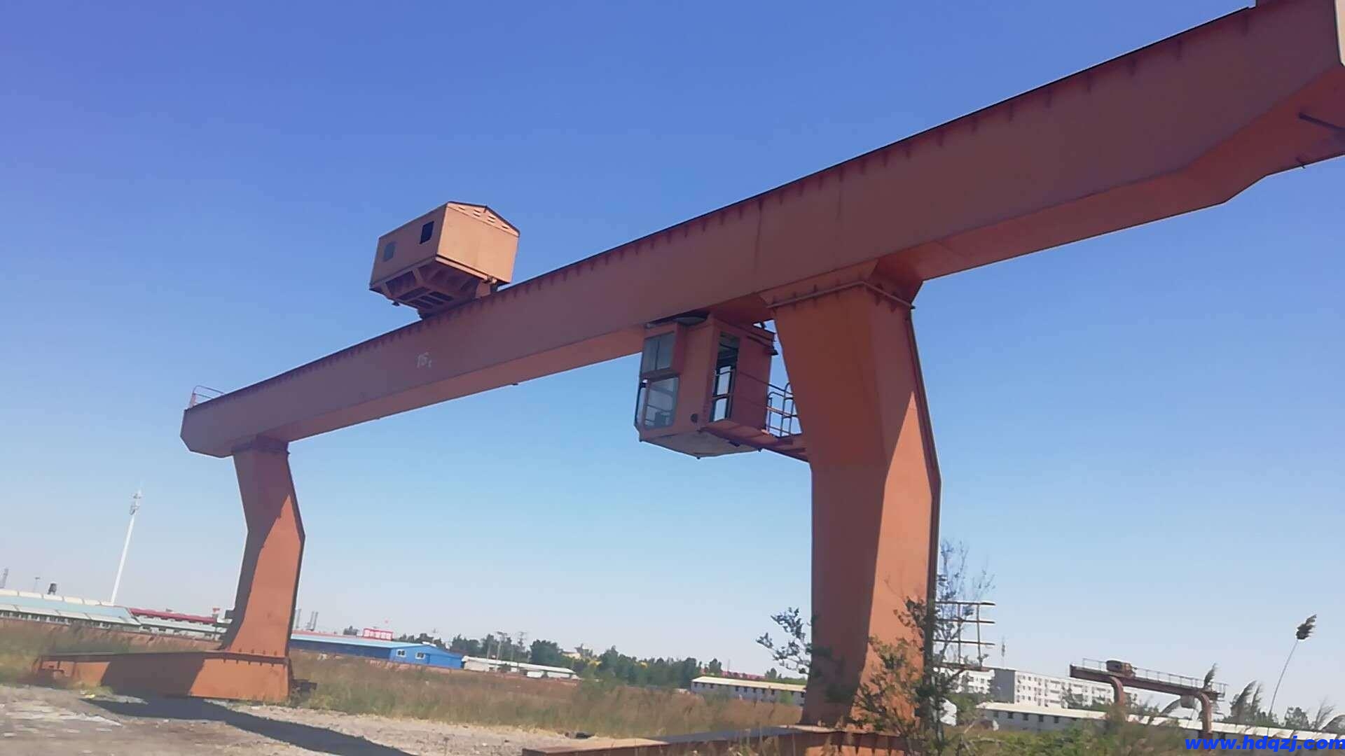 MDG單主梁吊鉤偏掛龍門吊 MDG單主梁吊鉤偏掛龍門吊