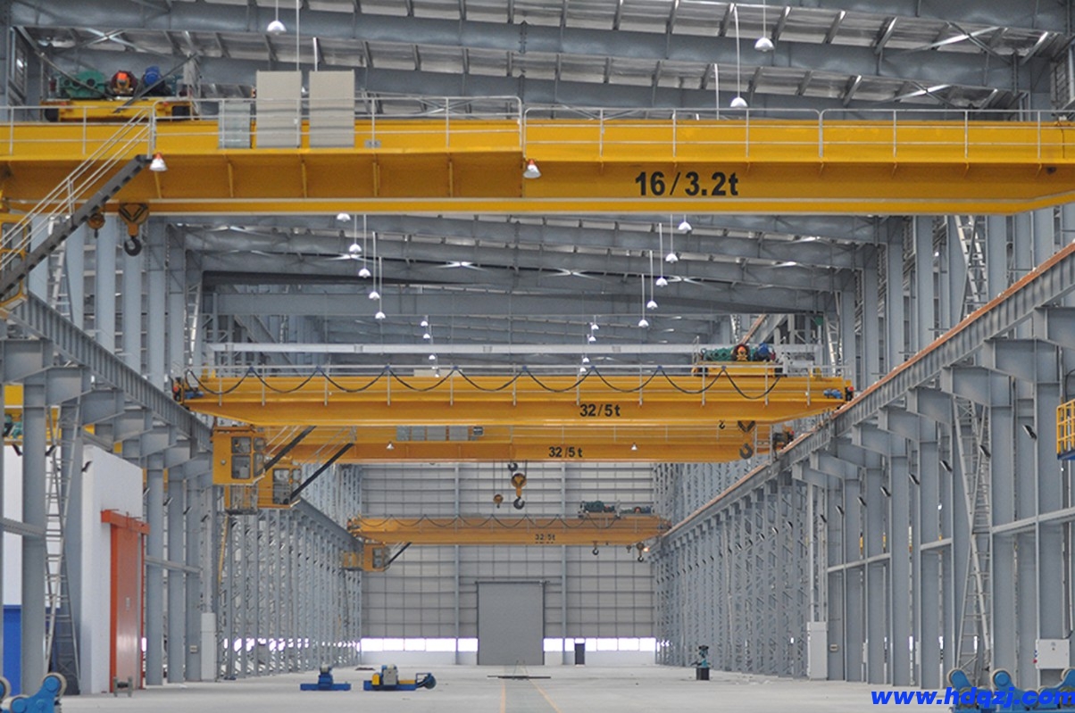 起重機(jī)中的保護(hù)接地線要達(dá)到怎樣的安全技術(shù)標(biāo)準(zhǔn)？