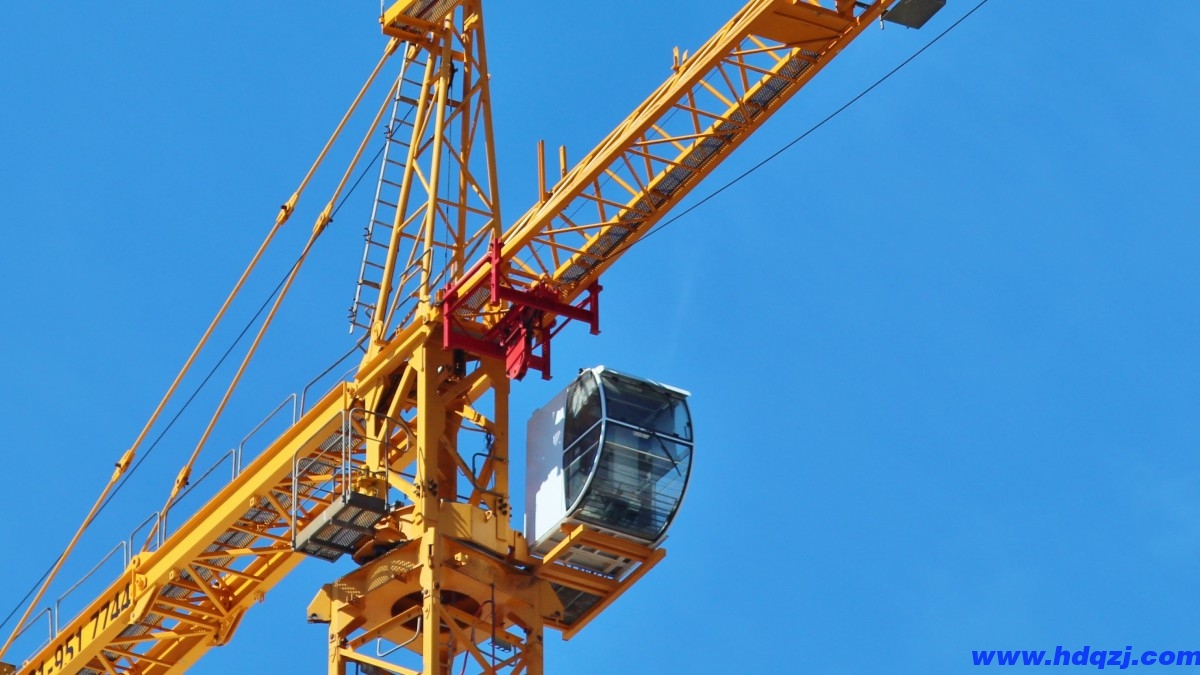 塔式起重機(jī)進(jìn)行超高使用所必須考慮的問題