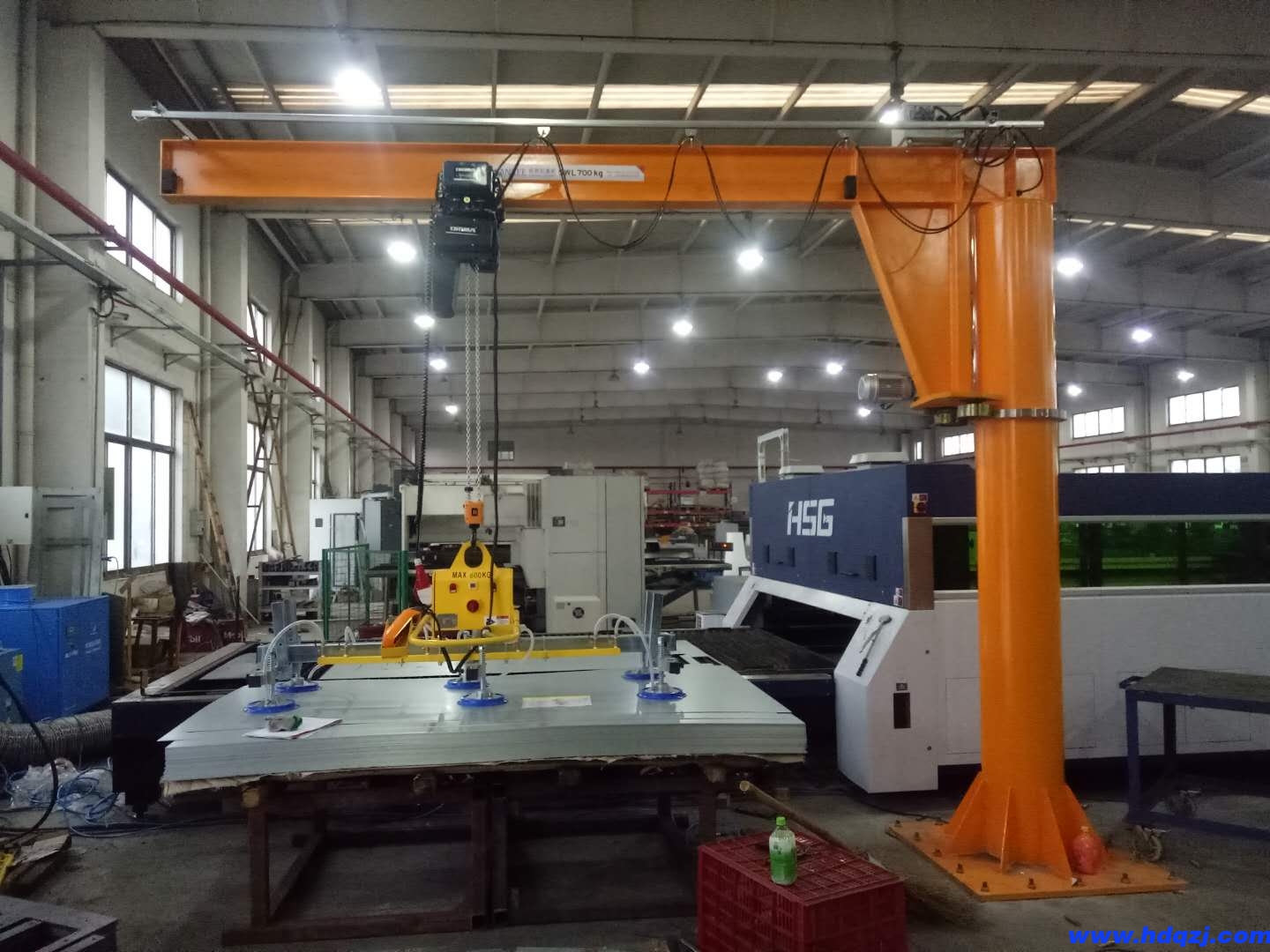 影響旋臂起重機吊運重量的因素有哪些以及門式起重機如何選用 影響旋臂起重機吊運重量的因素有哪些以及門式起重機如何選用