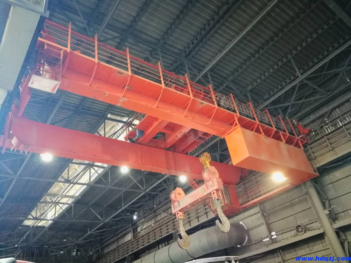 起重機(jī)電氣技術(shù)對(duì)跟環(huán)境的要求 起重機(jī)電氣技術(shù)對(duì)跟環(huán)境的要求